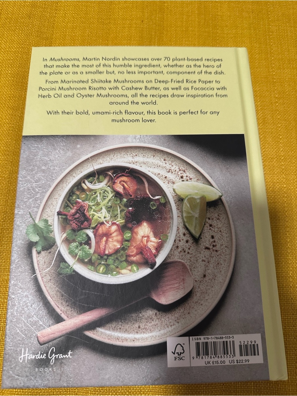 Mushrooms by Martin Nordin - Cookbook - Picture 2 of 3